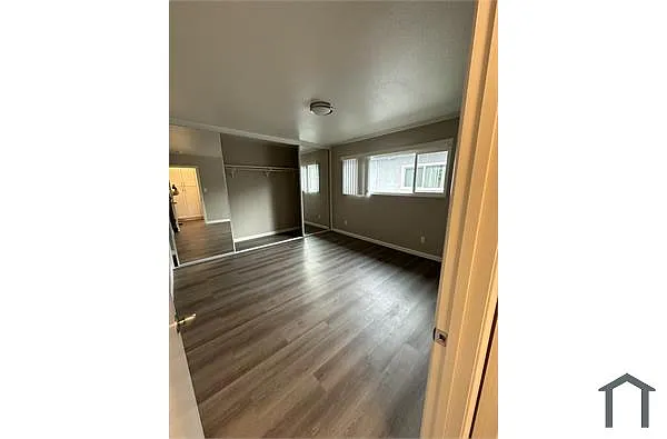 Building Photo - 3660 Samuel Ave #2