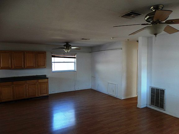 5th image of 14891 Mockingbird Ln E