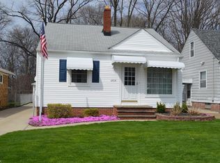 2806 Hearthstone Rd, Parma, OH 44134