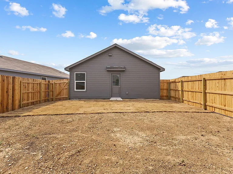 1003 Beck Ter — Photo 25