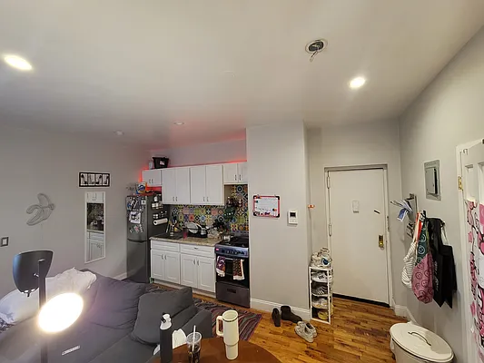 Rented by Garden Management | media 12