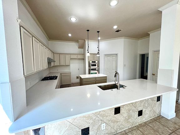 3rd image of 19526 Azure Oak