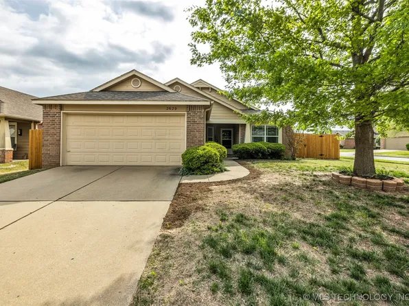 2629 N 20th St, Broken Arrow, OK 74012