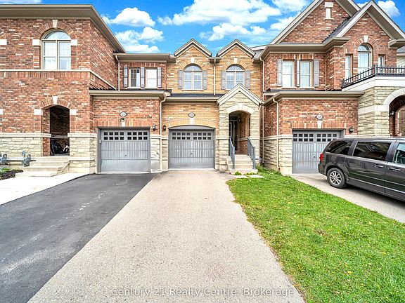 5th image of 20 Hogan Manor Dr