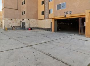 13710 W Foothill Blvd, Sylmar, CA 91342