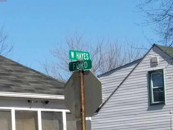 5th image of 341 W Hayes Ave