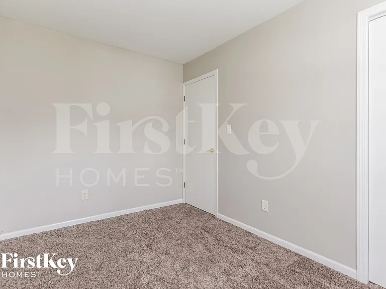 5613 Simmul Ln — Photo 12
