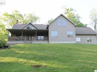26100 Coshocton Rd, Howard, OH 43028