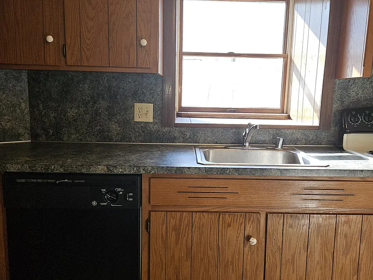 321 W Main St #5 — Photo 8