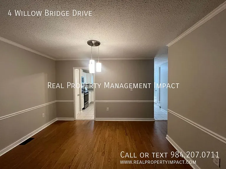 4 Willow Bridge Dr — Photo 14