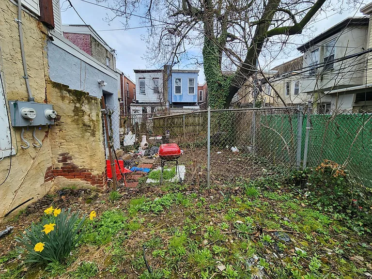 3114 W Gordon St — Photo 18
