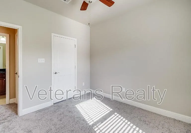 954 Old Towne St — Photo 16