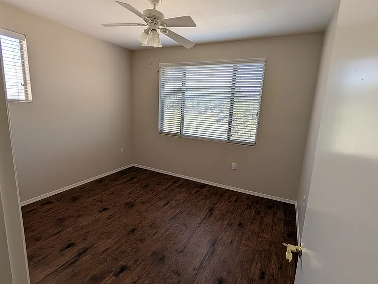 1445 E Broadway Rd #114 — Photo 9