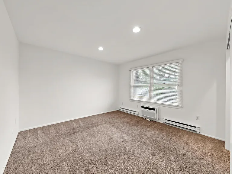324 Shore Dr #B-8 — Photo 9