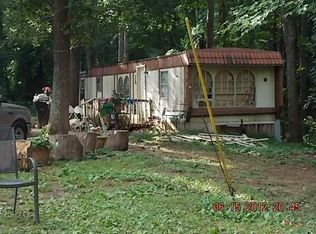 1206 W Pine Ridge Dr, Acworth, GA 30102