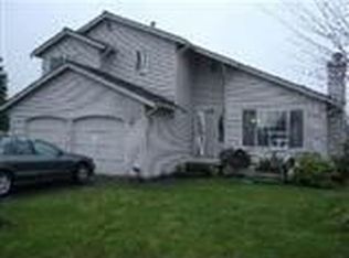 902 Olsen Pl, Enumclaw, WA 98022