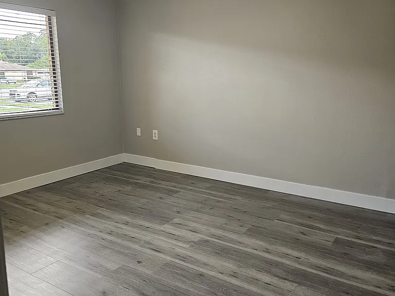 4205 Old Road 37 — Photo 2