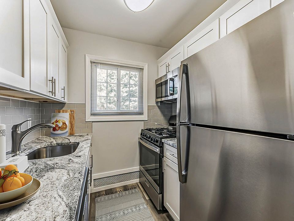1st image of 2 Laurel Dr #5F03