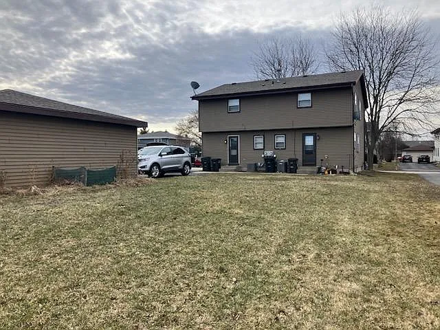 138 Marcella St — Photo 22