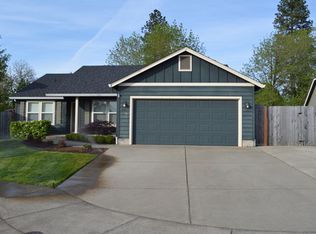 877 Creekside Dr NE, Albany, OR 97322