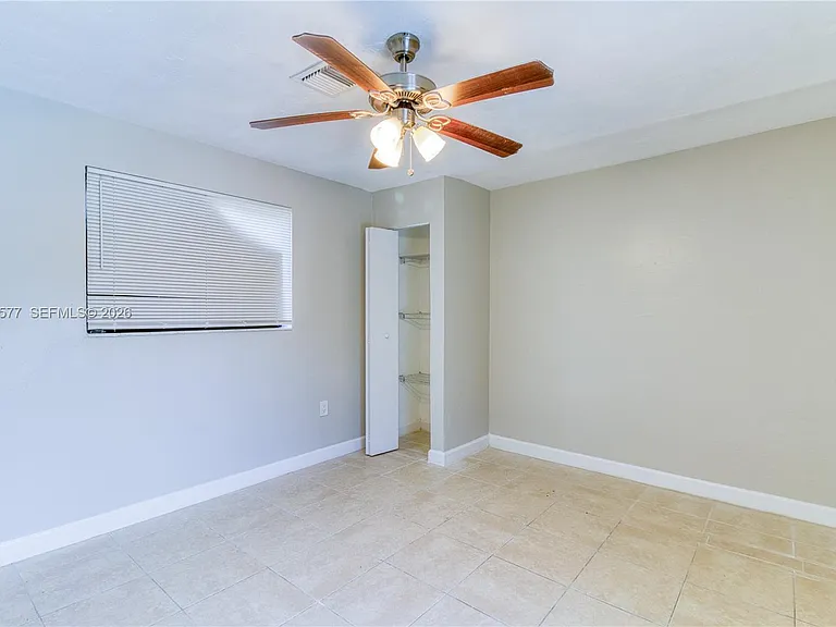 6620 NW 21st Ct — Photo 30