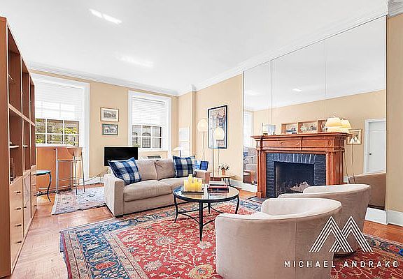 2nd image of 25 E 69th St #4