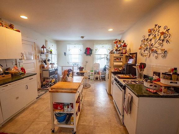 4th image of 20-22 Highview St