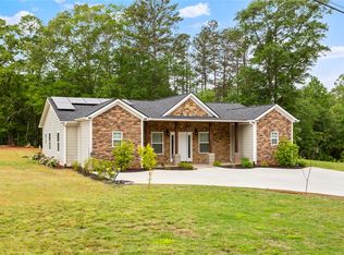 322 Old Shirley Rd, Central, SC 29630
