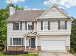 425 Hearthstone Way, Woodstock, GA 30189