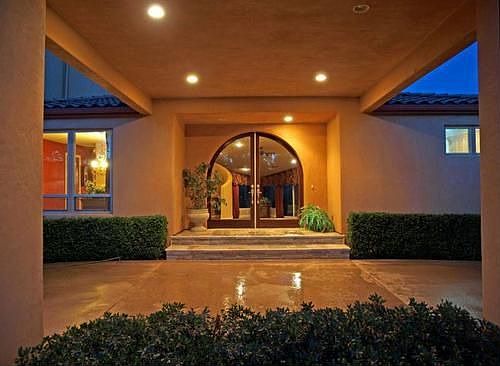 3rd image of 2707 Castlerock Ct