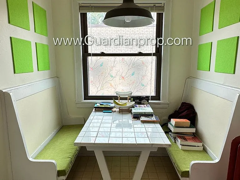 2876 Humboldt Ave S #308 — Photo 16