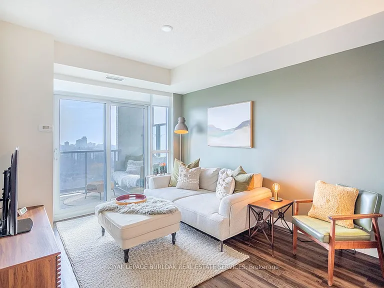 2093 Fairview St #1405 — Photo 12
