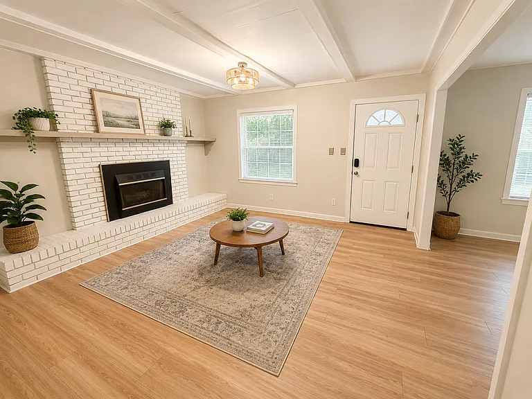 1004 Blanton Pl — Photo 5