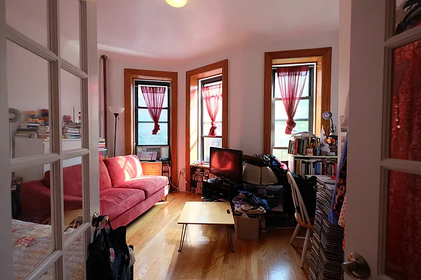 Rented by Keller Williams NYC | media 16
