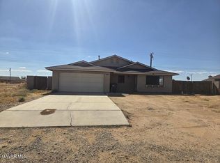 8720 S Loop Blvd, California City, CA 93505