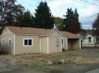 961 NE Broadway St, Myrtle Creek, OR 97457