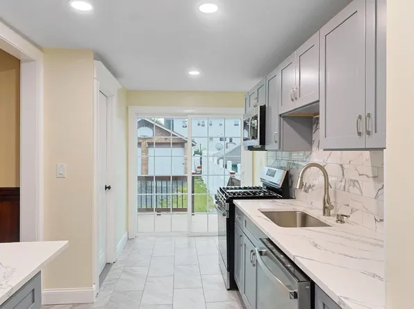 711 74th Street image 13 of 30