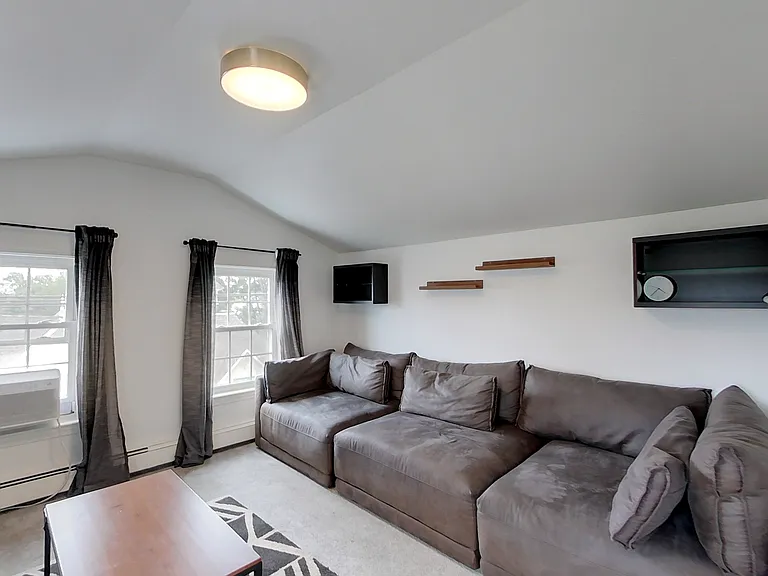 26 Cliff Ave #4 — Photo 11