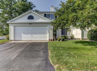 2013 Southcross Dr #804, Burnsville, MN 55306