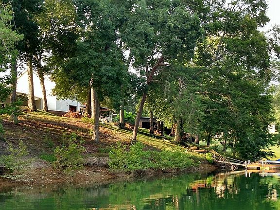 5th image of 1638 Ponderosa Dr