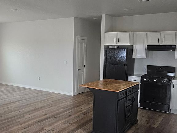 5th image of 40065 Cactus Drive
