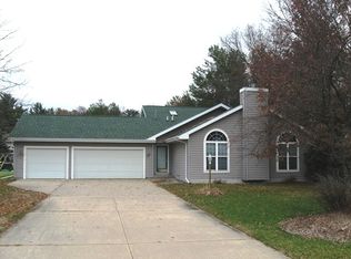 1110 5th St, Plover, WI 54467