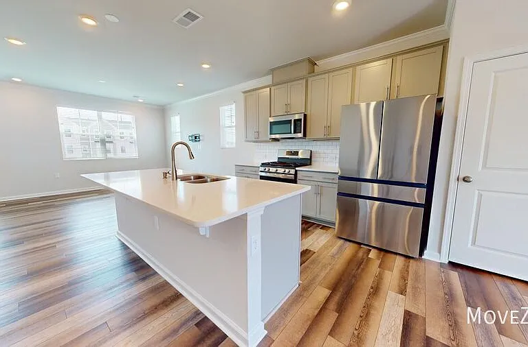 2443 Chert Ln — Photo 2