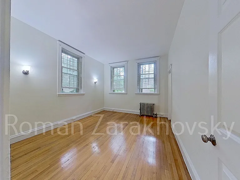 1868 Commonwealth Ave #27 — Photo 11