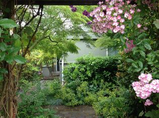 7023 42nd Ave NE, Seattle, WA 98115
