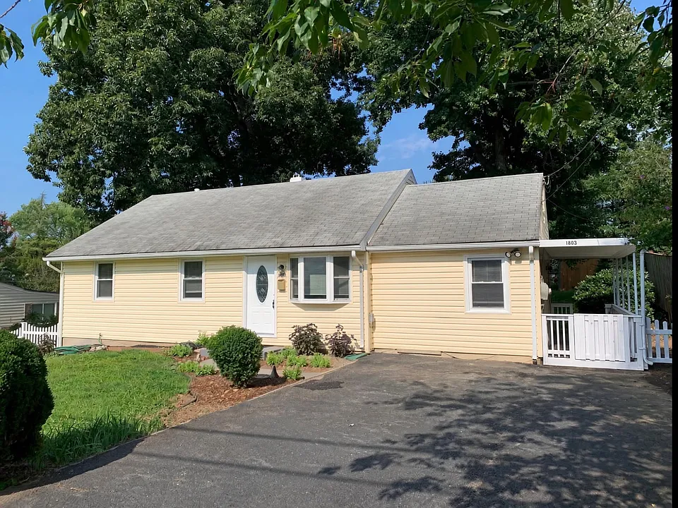 1803 Anderson Rd