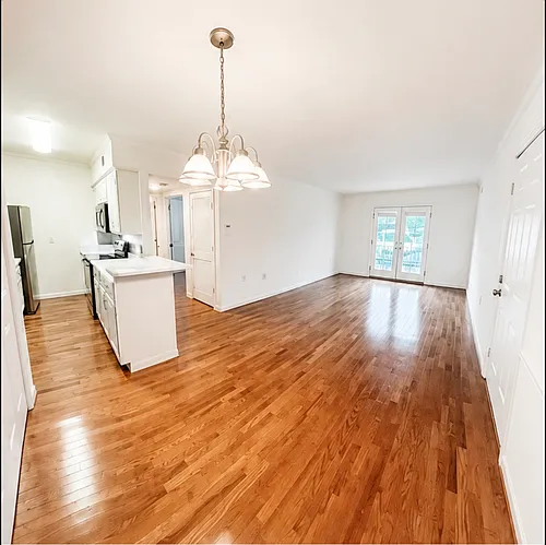2905 Burch Ave Photo 1