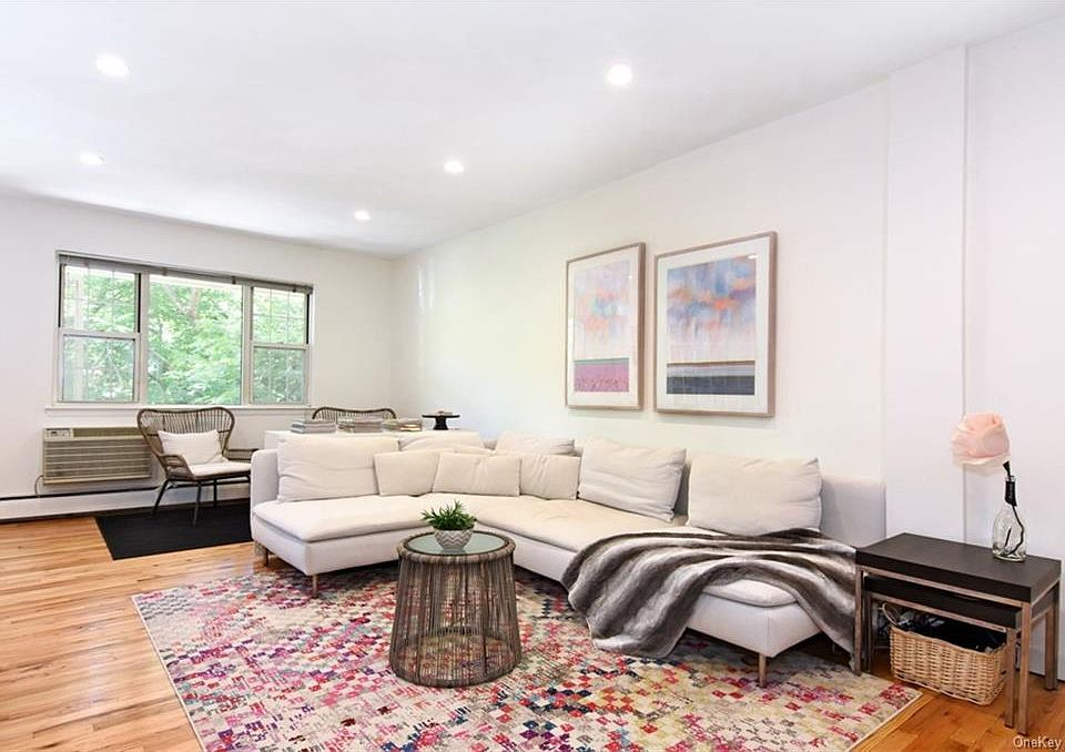 1st image of 445 Broadway APT 1Q