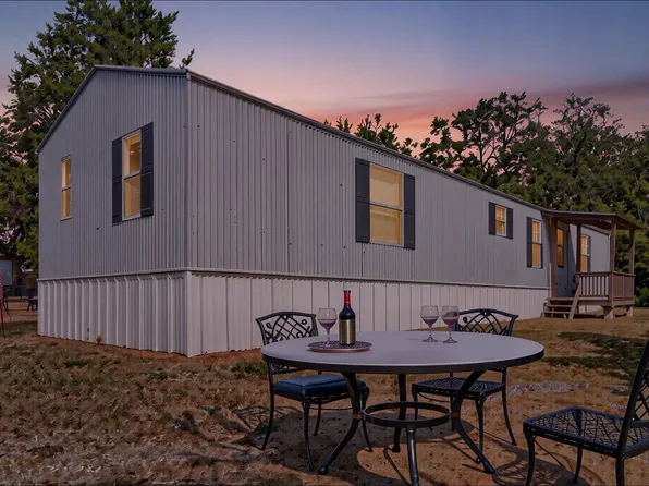 110 Swift Ln, Bastrop, TX 78602