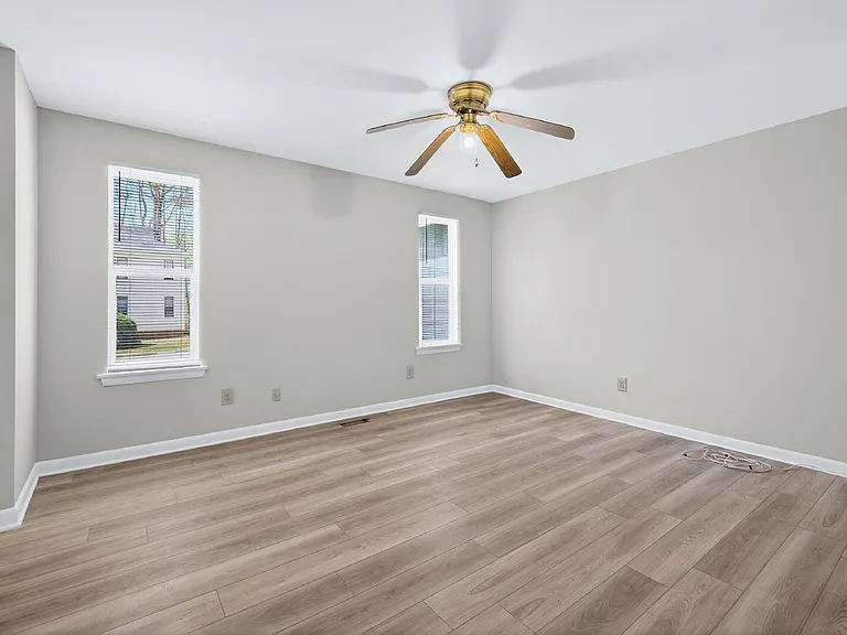 5367 Wayne St #B — Photo 13